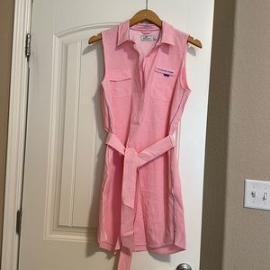 Women’s Vineyard Vine seersucker performance dress- size 10. Perfect condition